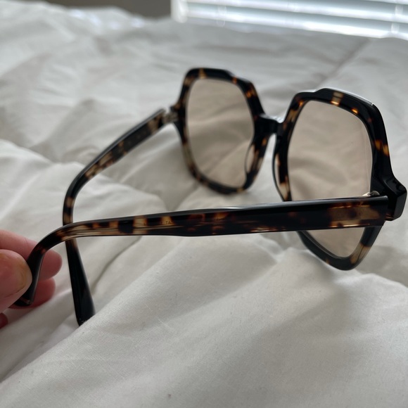 Zac Posen- Afeni Sunglasses - Picture 5 of 7